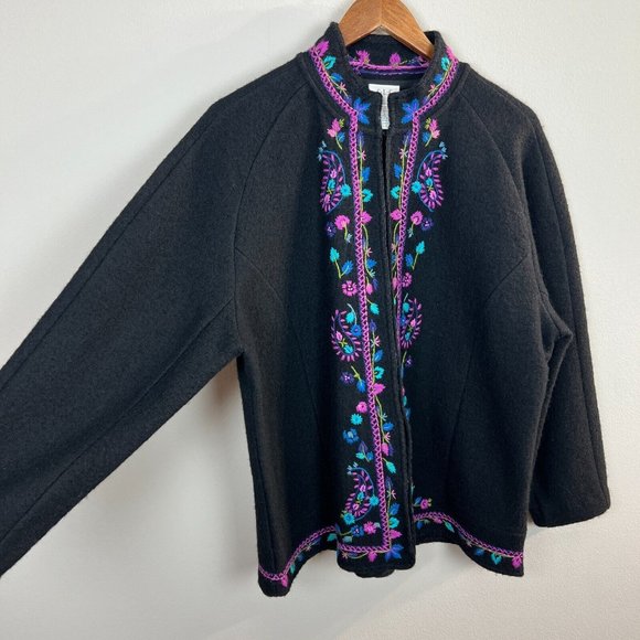 CLC Jacket L Black 100% Wool Floral Embroidered Boho Cottagecore Clasp Womens - Picture 4 of 10